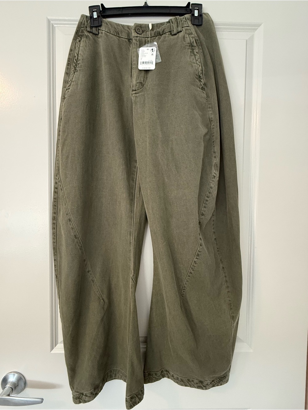 Free People Spotlight Barrel Chino Trousers in Dusty Olive - Picture 7 of 7
